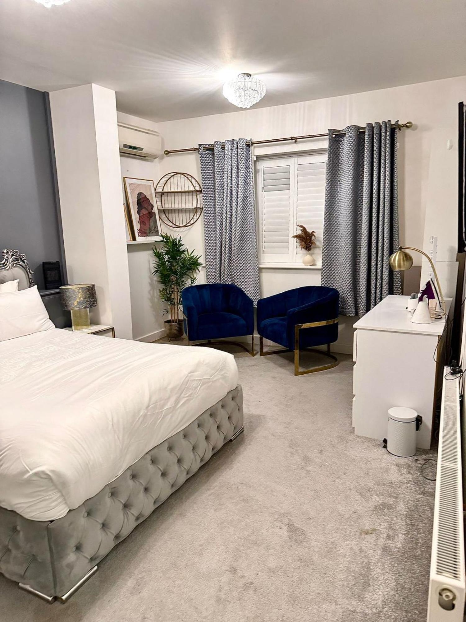Hornchurch Deluxe Spacious King Size Room מראה חיצוני תמונה