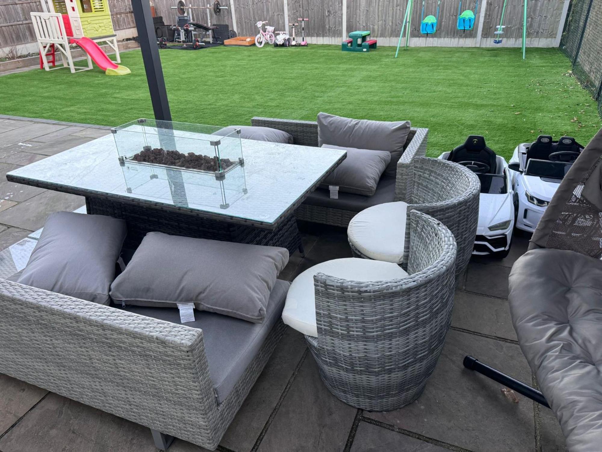 Hornchurch Deluxe Spacious King Size Room מראה חיצוני תמונה