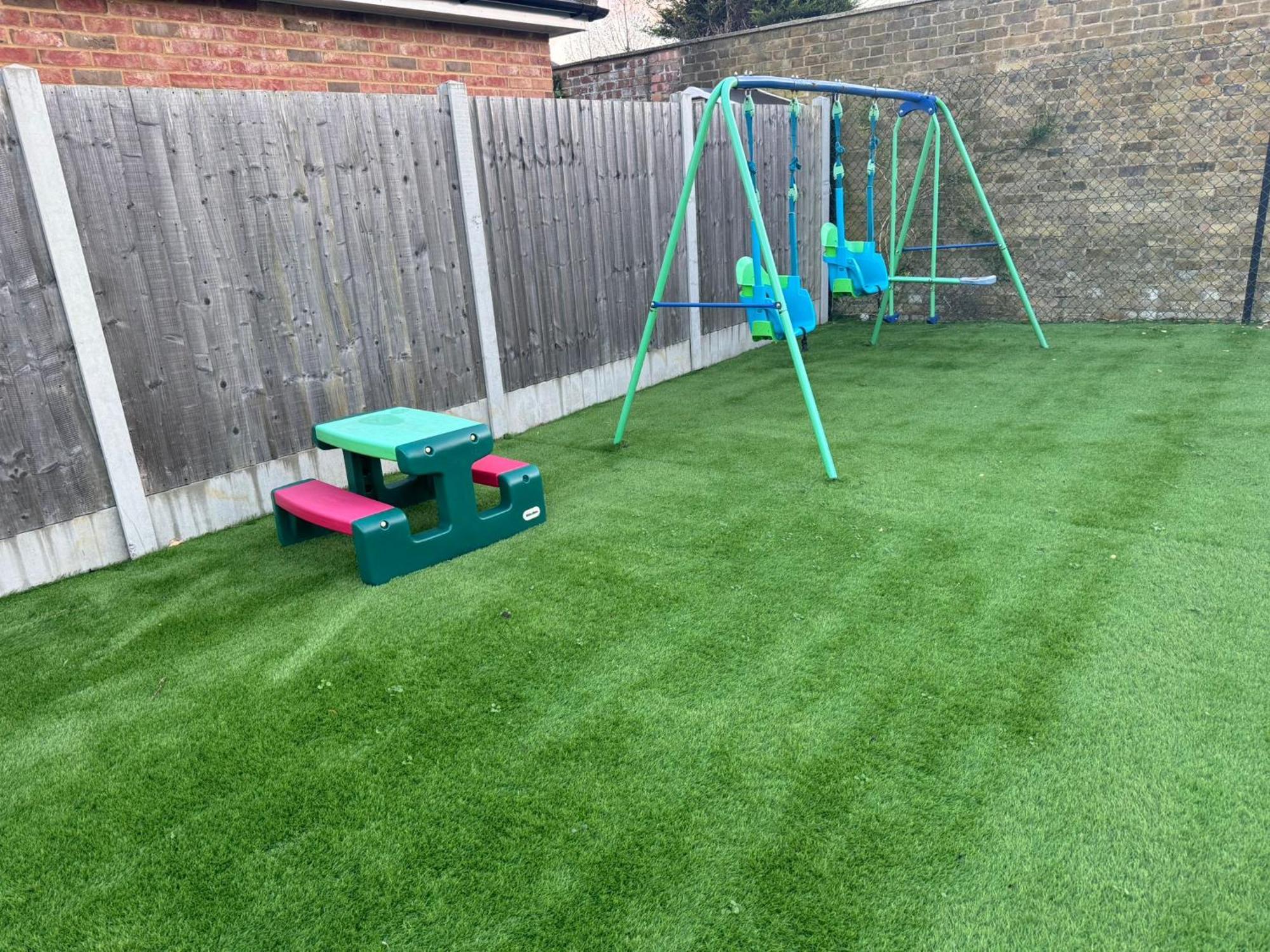 Hornchurch Deluxe Spacious King Size Room מראה חיצוני תמונה